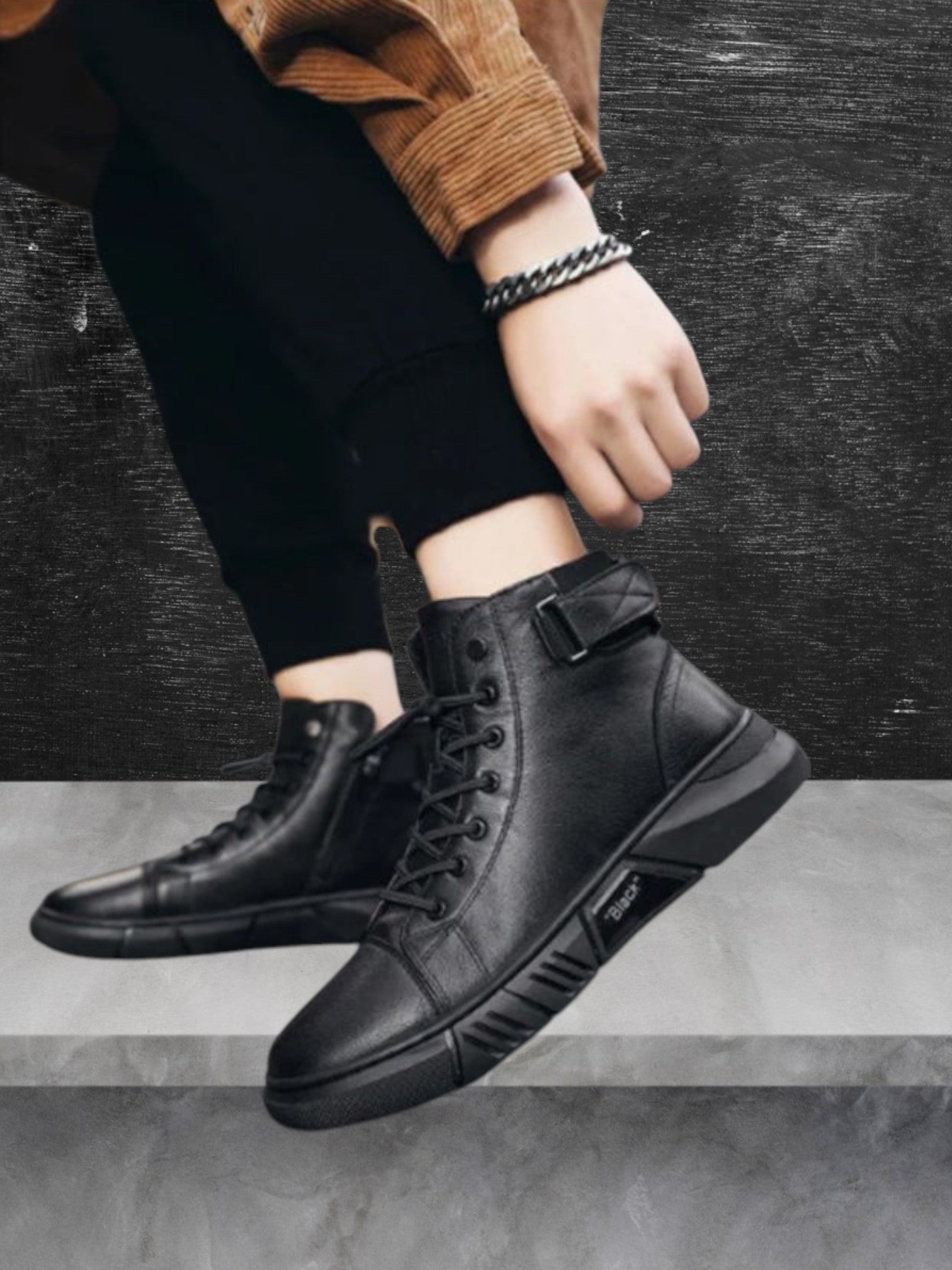 Maximilian | Bequeme schwarze Lederschuhe für Herren mit Gummisohle und modischem Design