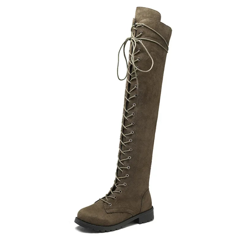 Modische Overknee Stiefel Schwarz mit einzigartiger Schnürung