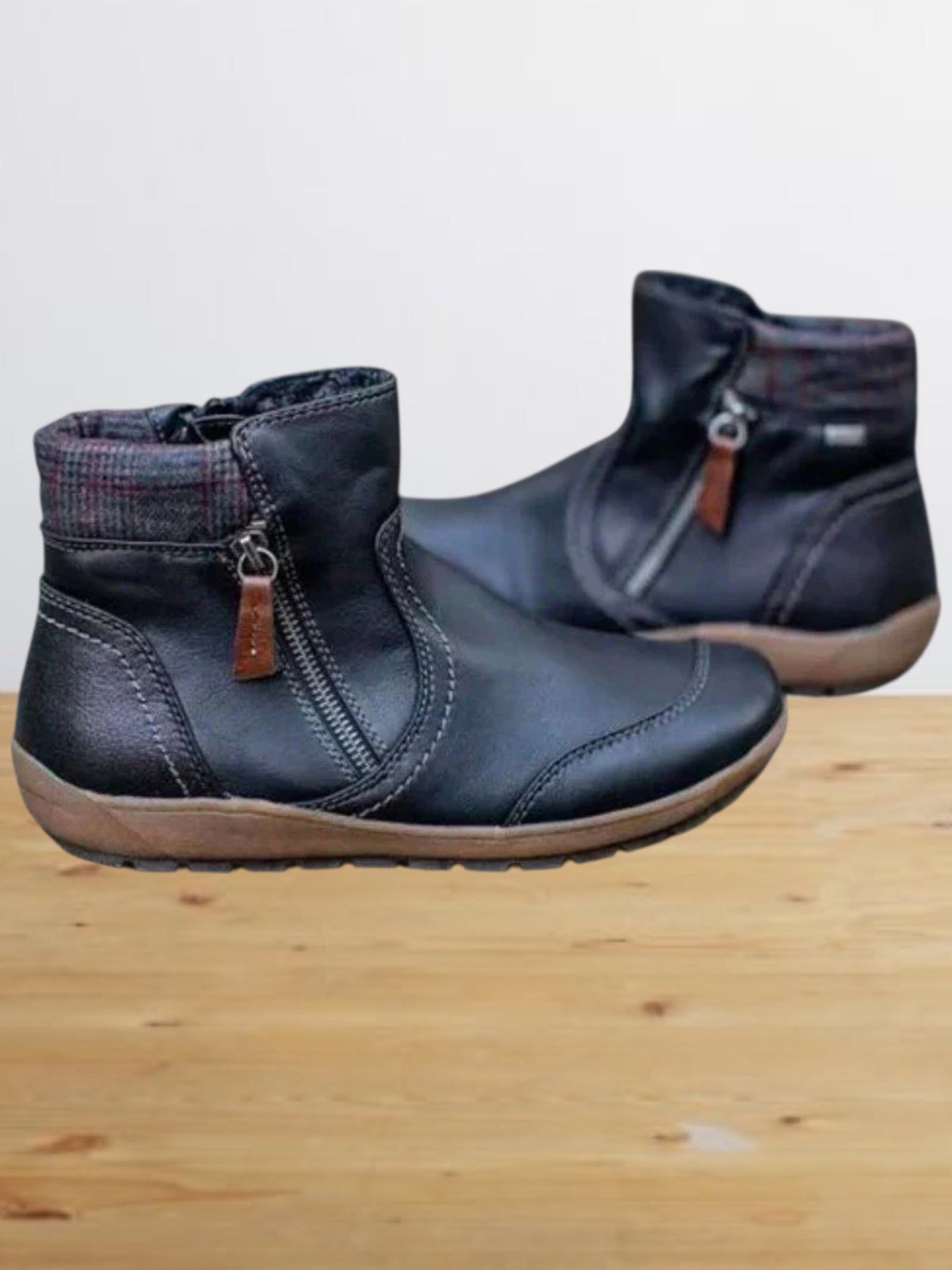 Moira | Premium Wasserdichte Stiefel mit Reißverschluss und Ergonomischer Bogenunterstützung für Damen