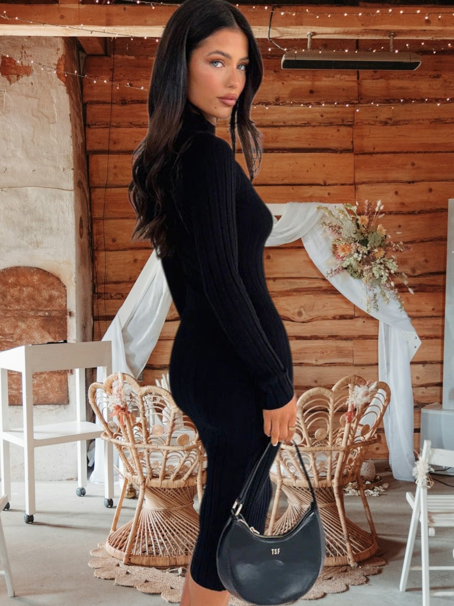 Tova | Elegantes Strickkleid für Damen aus hochwertiger Wolle mit hohem Kragen und Rippenstruktur