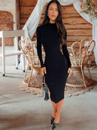 Tova | Elegantes Strickkleid für Damen aus hochwertiger Wolle mit hohem Kragen und Rippenstruktur