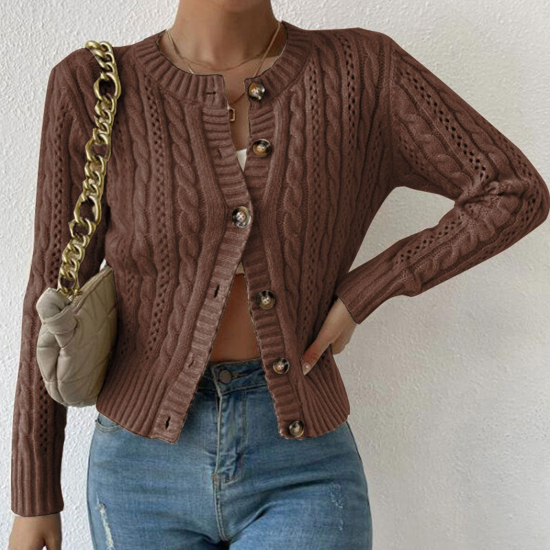 Strickjacke Damen | Zopfmuster & Knopfleiste 4