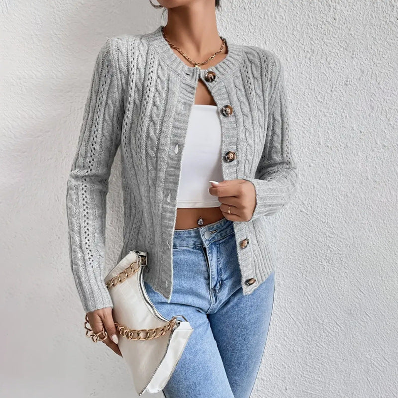 Strickjacke Damen | Zopfmuster & Knopfleiste 1