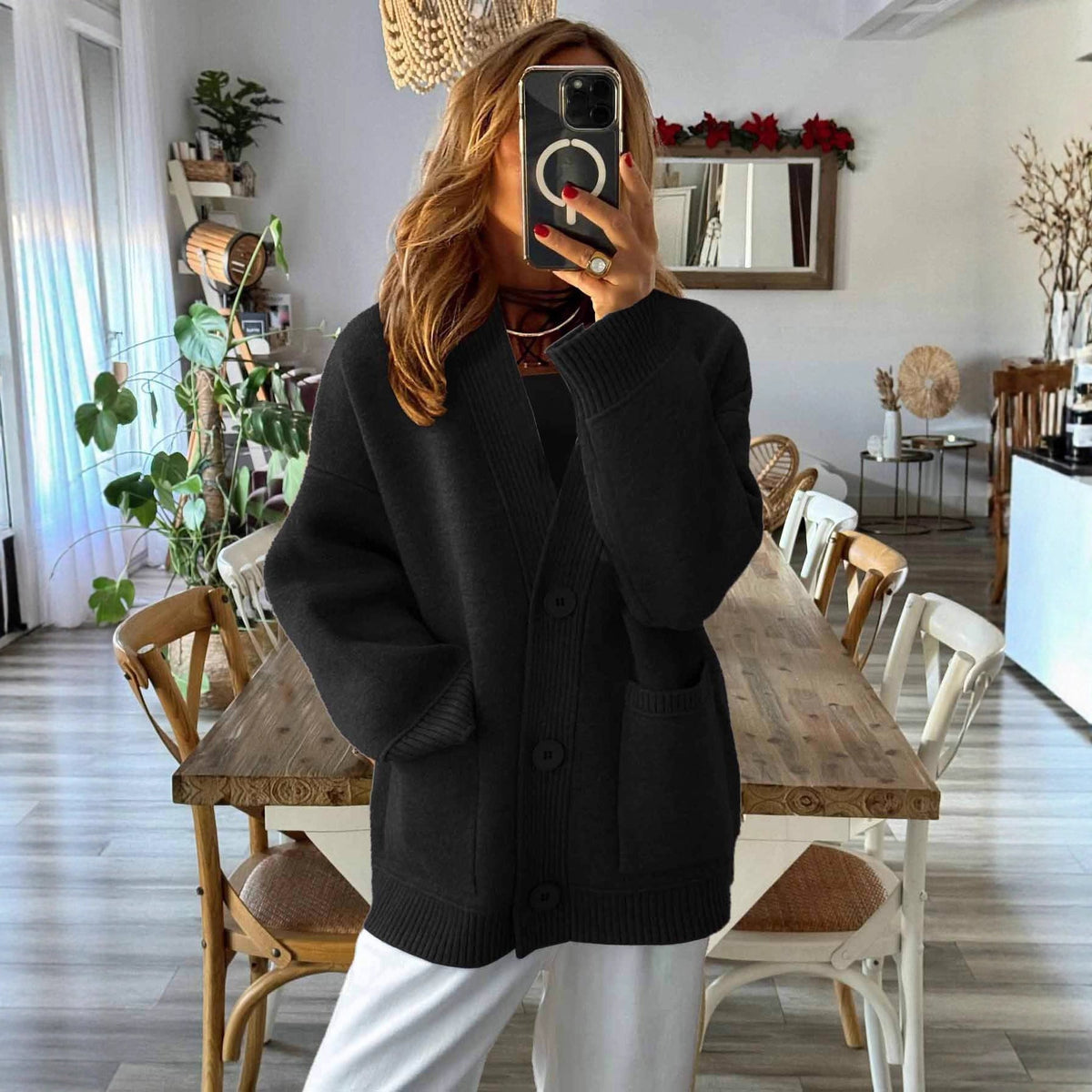 Strickjacke Damen | Lang mit Taschen und V-Ausschnitt 4