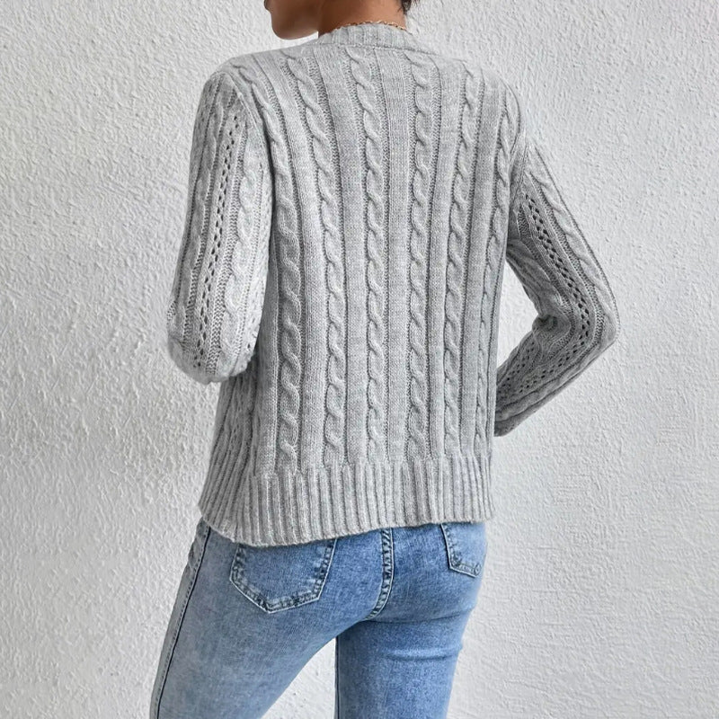 Strickjacke Damen | Zopfmuster & Knopfleiste 2