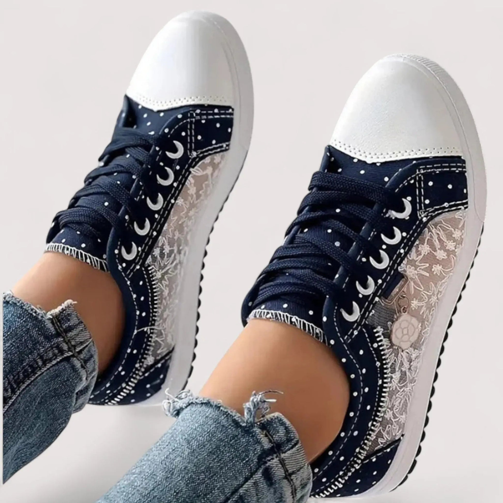 Orthopädische Sneaker Damen | Spitzenbesatz & Plateau Sohle
