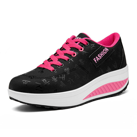 Schuhe Damen | Plateau Sneaker mit Keilsohle & Print