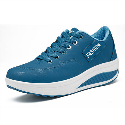Schuhe Damen | Plateau Sneaker mit Keilsohle & Print