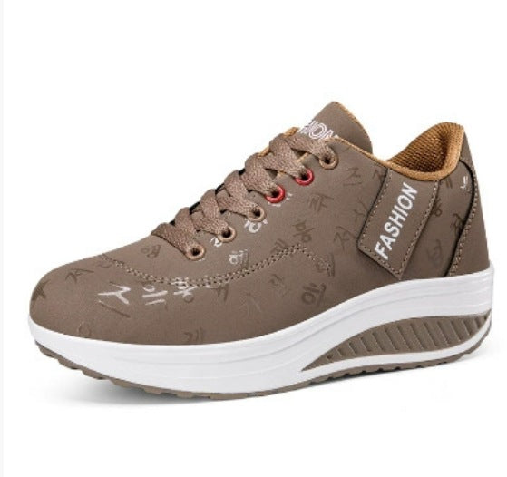 Schuhe Damen | Plateau Sneaker mit Keilsohle & Print