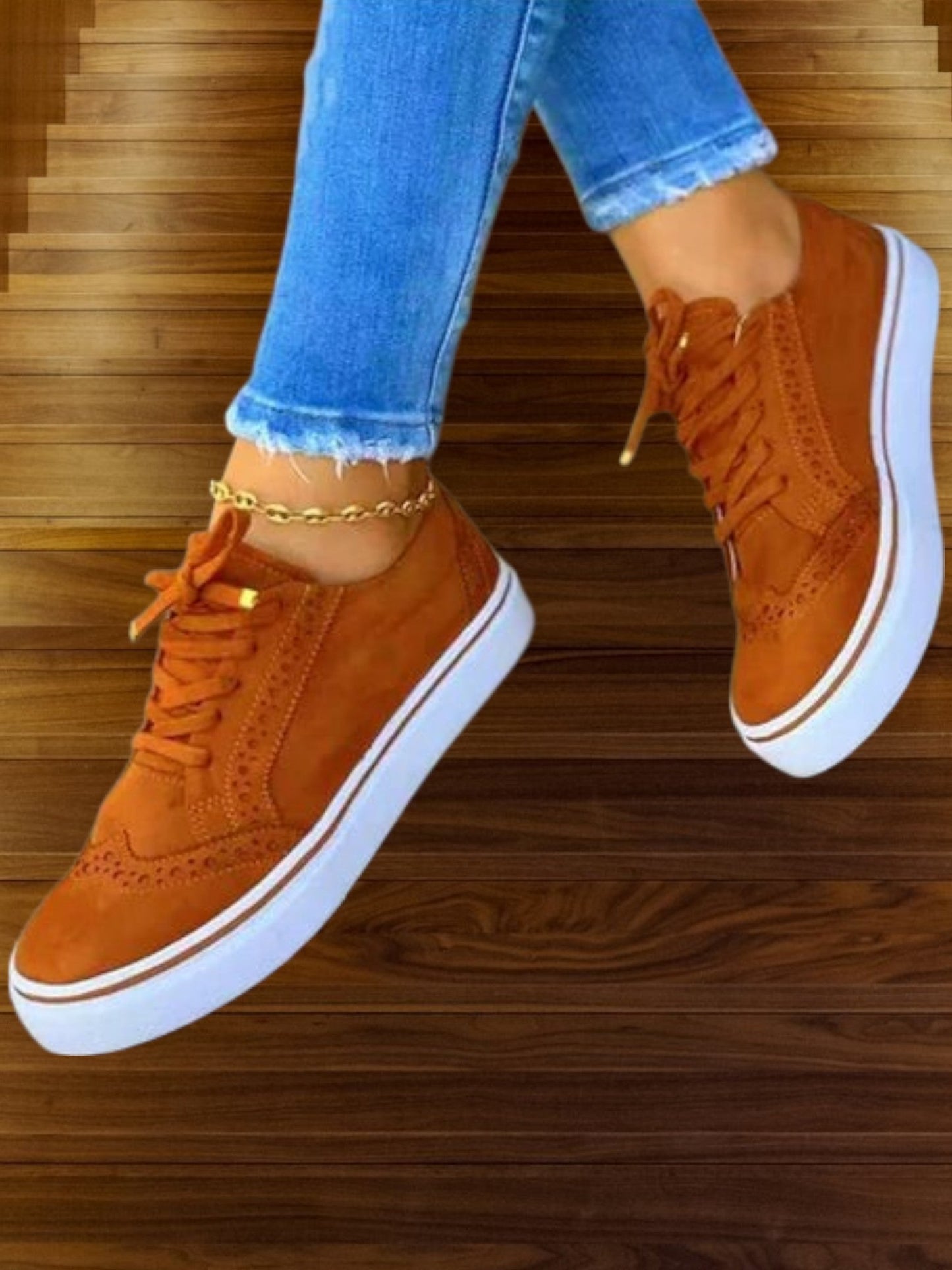 Schnürschuhe mit runder Zehe und ergonomischer Einlegesohle