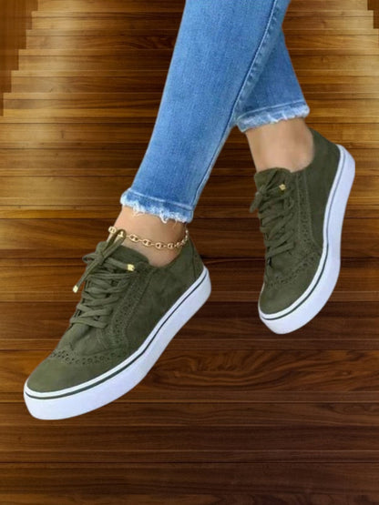 Schnürschuhe mit runder Zehe und ergonomischer Einlegesohle