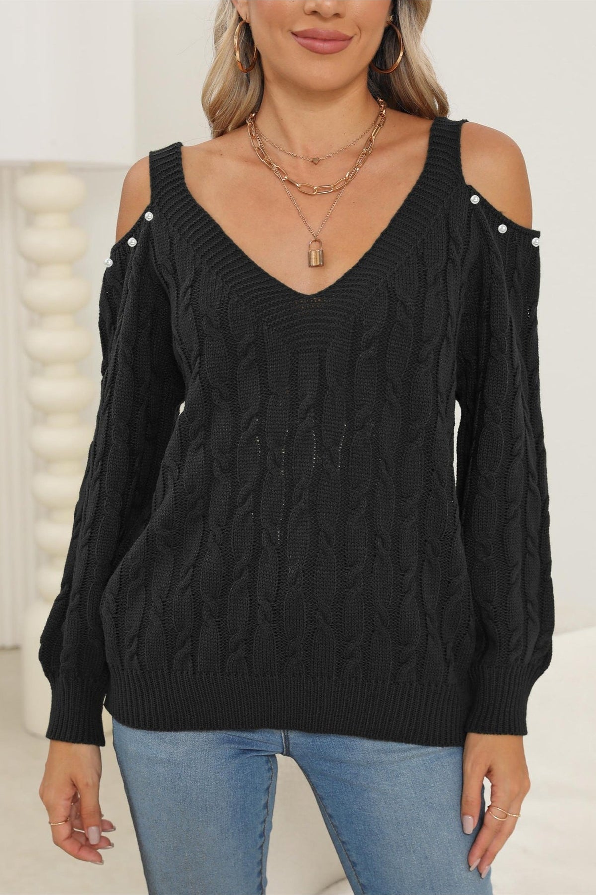 Pullover Damen | Schulterfreier V-Kragen mit Perlen-Detail