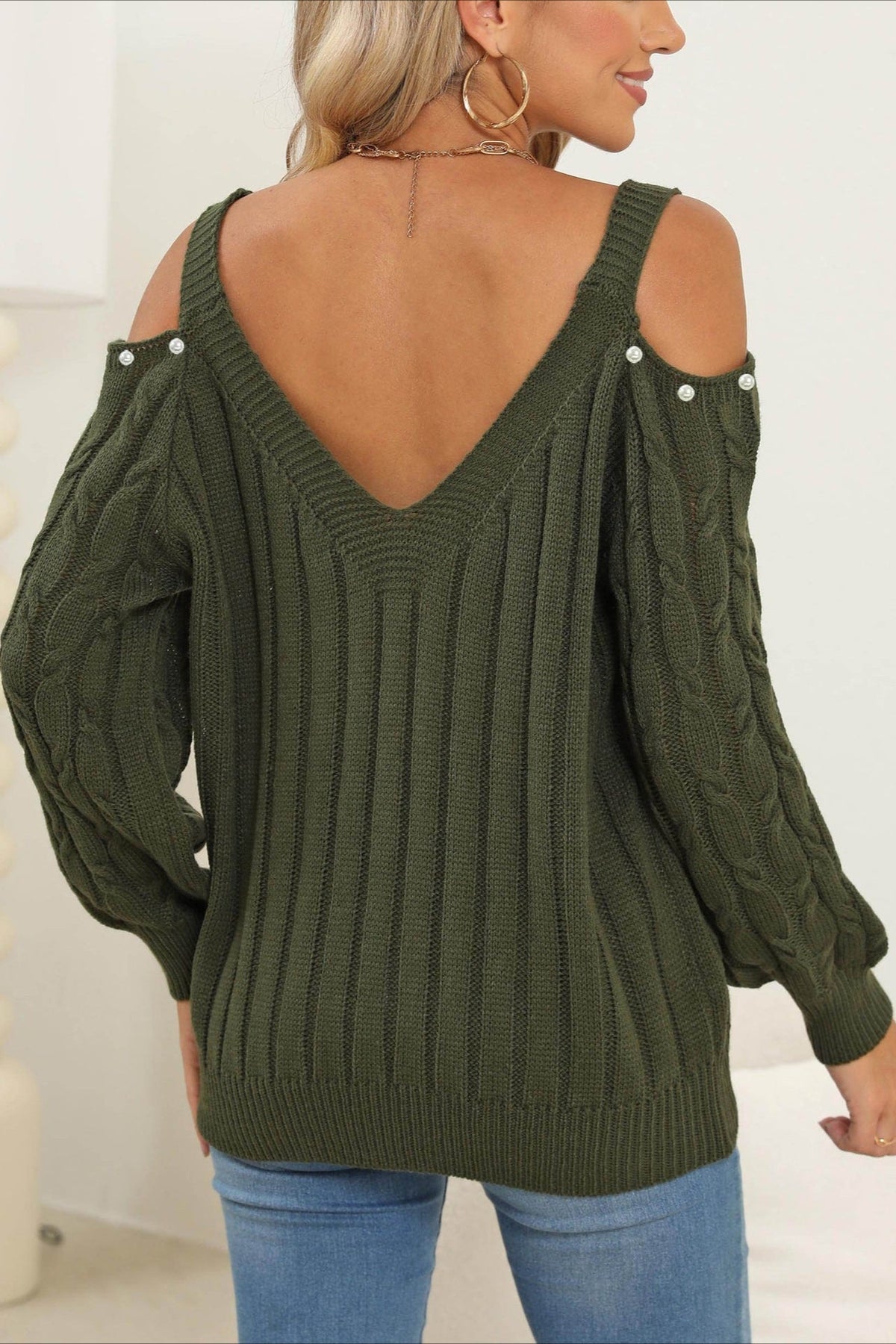 Pullover Damen | Schulterfreier V-Kragen mit Perlen-Detail
