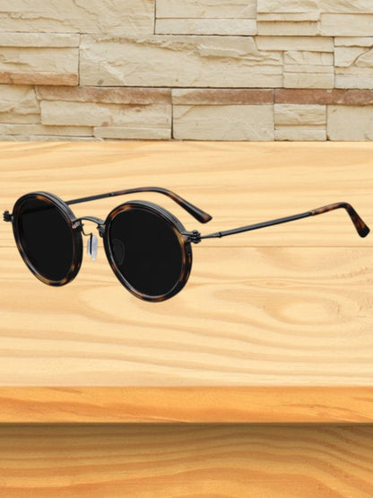 Runde Herrensonnenbrille im Vintage-Stil mit poliertem Metallrahmen und UV-Schutz