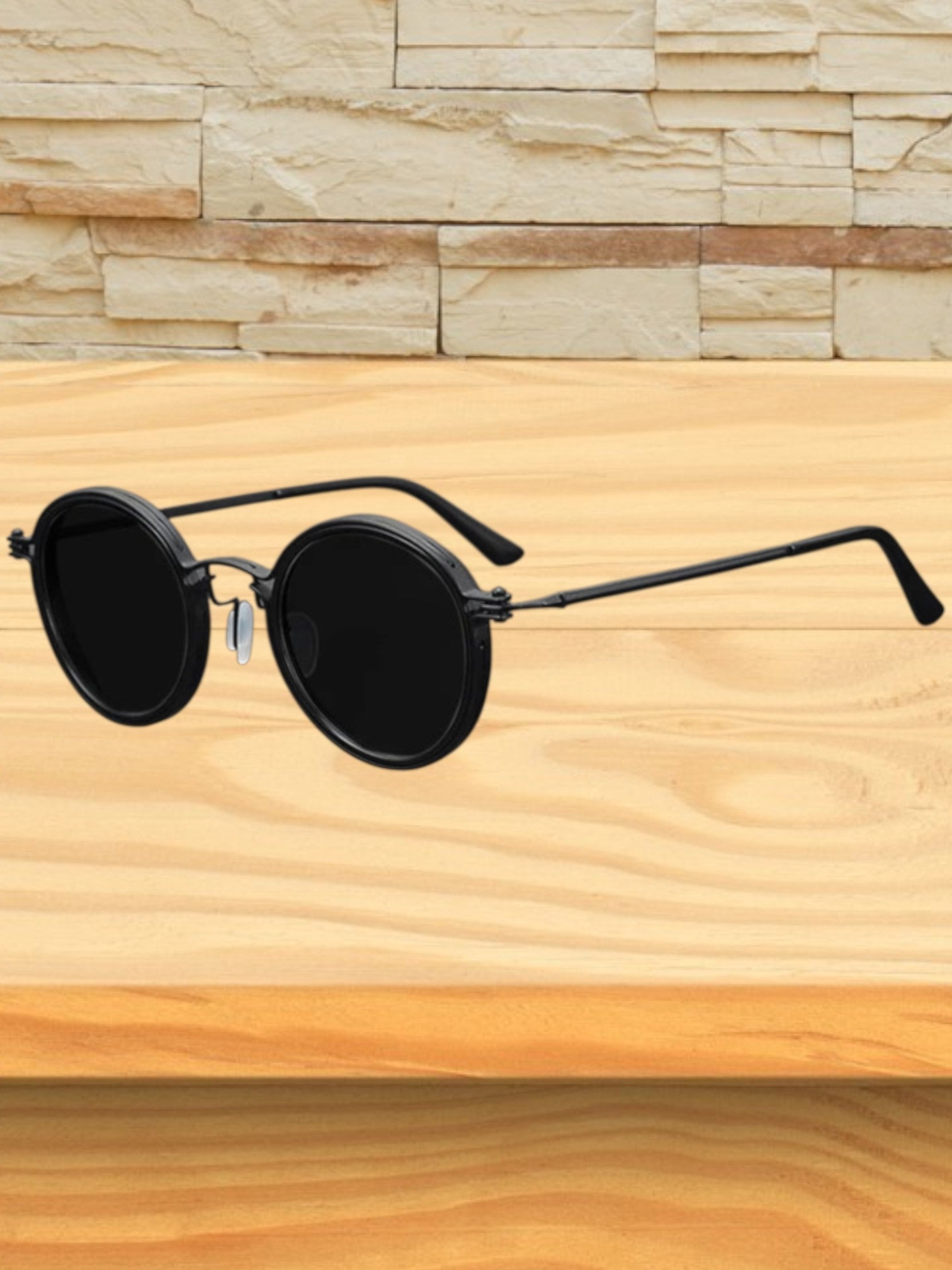 Runde Herrensonnenbrille im Vintage-Stil mit poliertem Metallrahmen und UV-Schutz