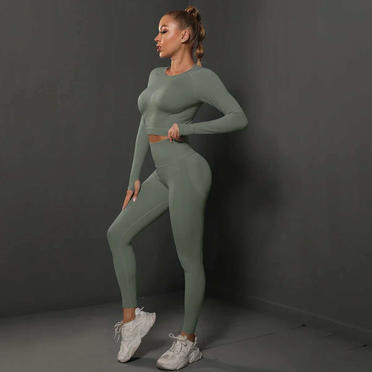 Jogginganzug Damen | Zweiteiliges Set & Bequem 17