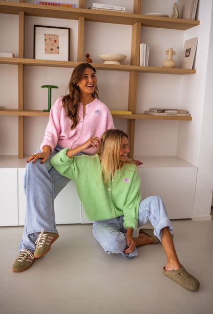 Schicker rosa gesteppter Cardigan für Lagen-Looks 4