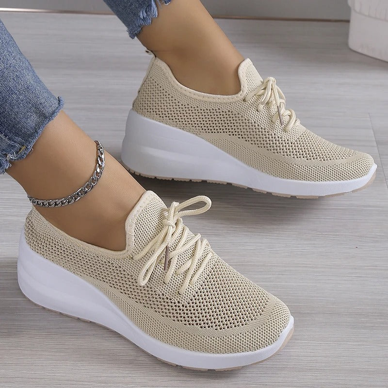 Schuhe Damen als leichter Sneaker | Luftig & Bequem