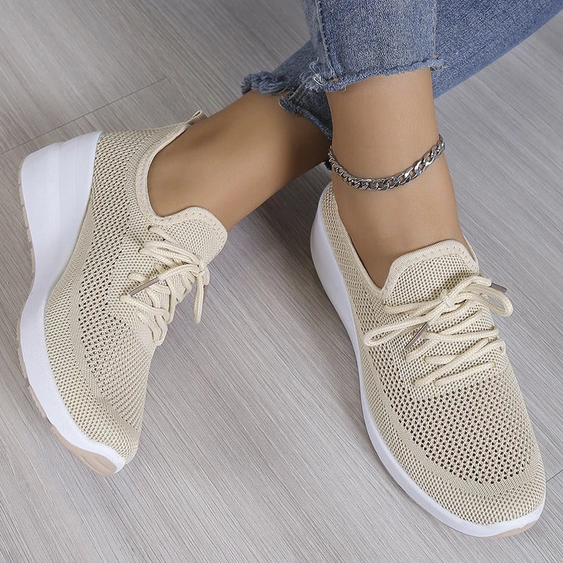Schuhe Damen als leichter Sneaker | Luftig & Bequem