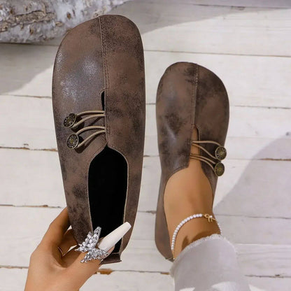 Sommerschuhe Damen | Flats mit Vintage-Knopfdetail