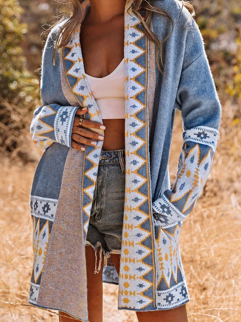 Strickjacke Damen | Aztekenmuster & Hoher Tragekomfort