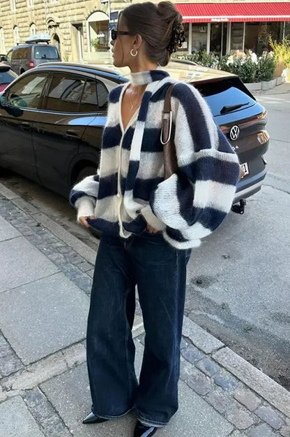 Strickjacke Damen | Gestreift & Flauschig Weich
