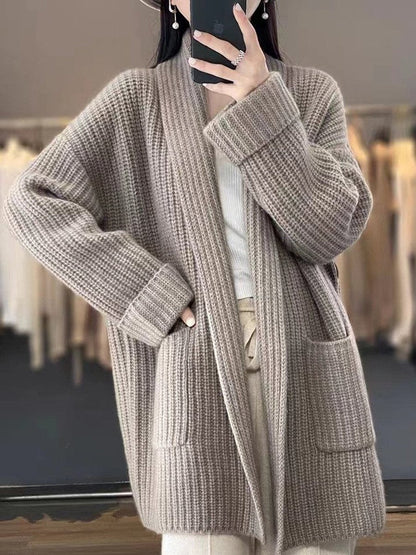 Strickjacke Damen | Oversize mit V-Ausschnitt