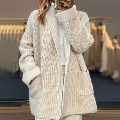 Strickjacke Damen | Oversize mit V-Ausschnitt
