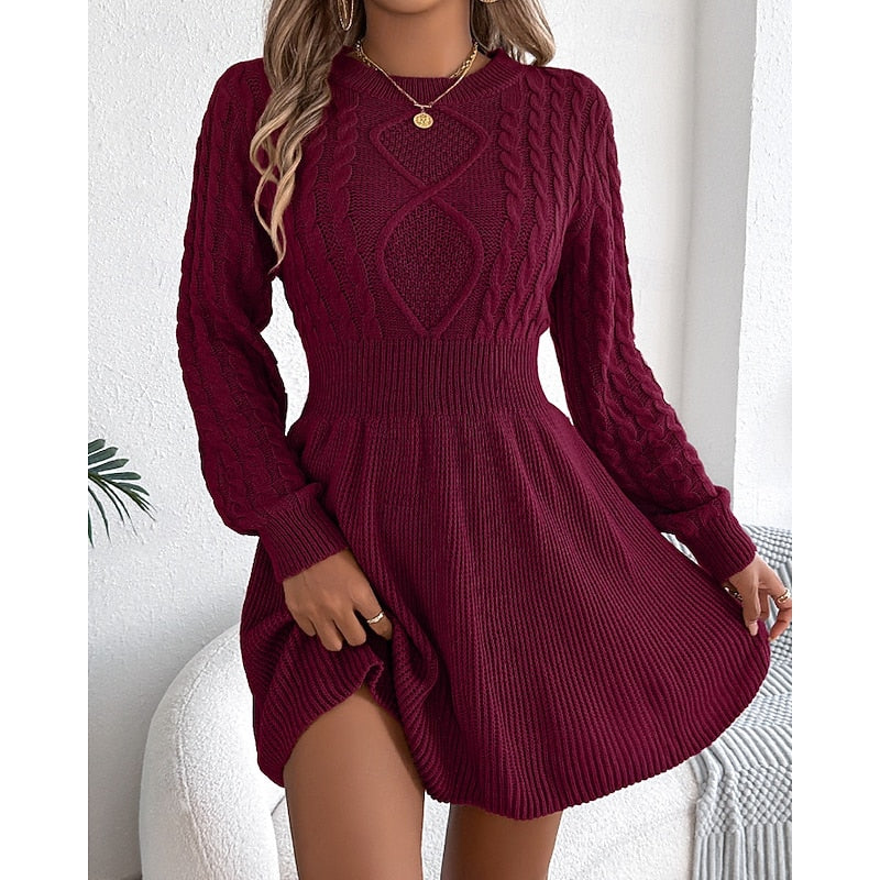 Strickkleid Damen | Zopfmuster & Taillierte Passform