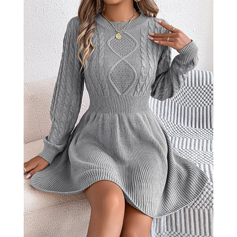 Strickkleid Damen | Zopfmuster & Taillierte Passform