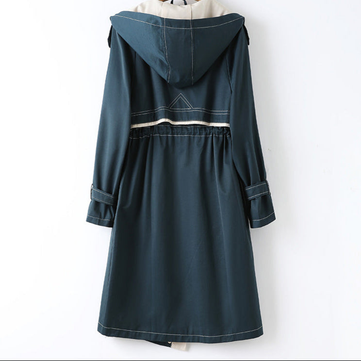 Wasserdichter langer Trenchcoat für Damen mit funktioneller Kapuze