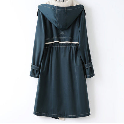 Wasserdichter langer Trenchcoat für Damen mit funktioneller Kapuze