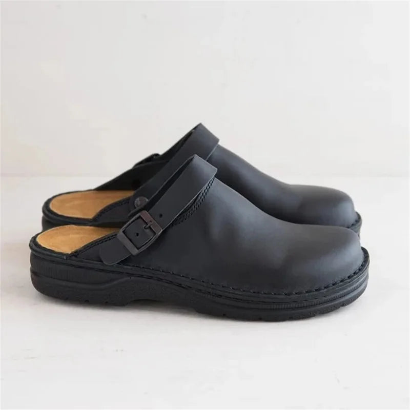 Slipper Herren | Robuster Clog mit Schnallenverschluss & Komfort-Laufsohle