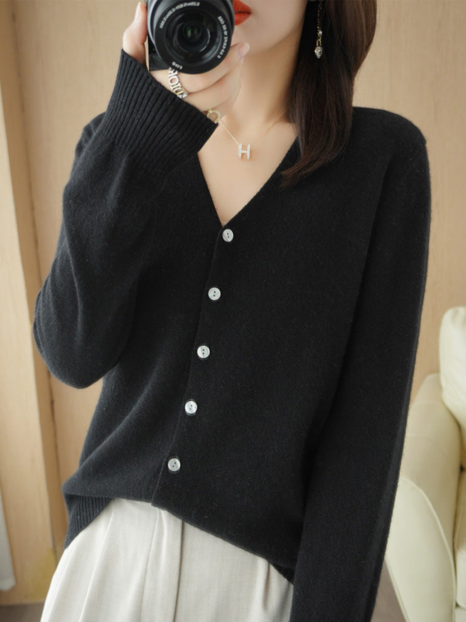 V-Ausschnitt-Cardigan für Damen | Relaxed Fit
