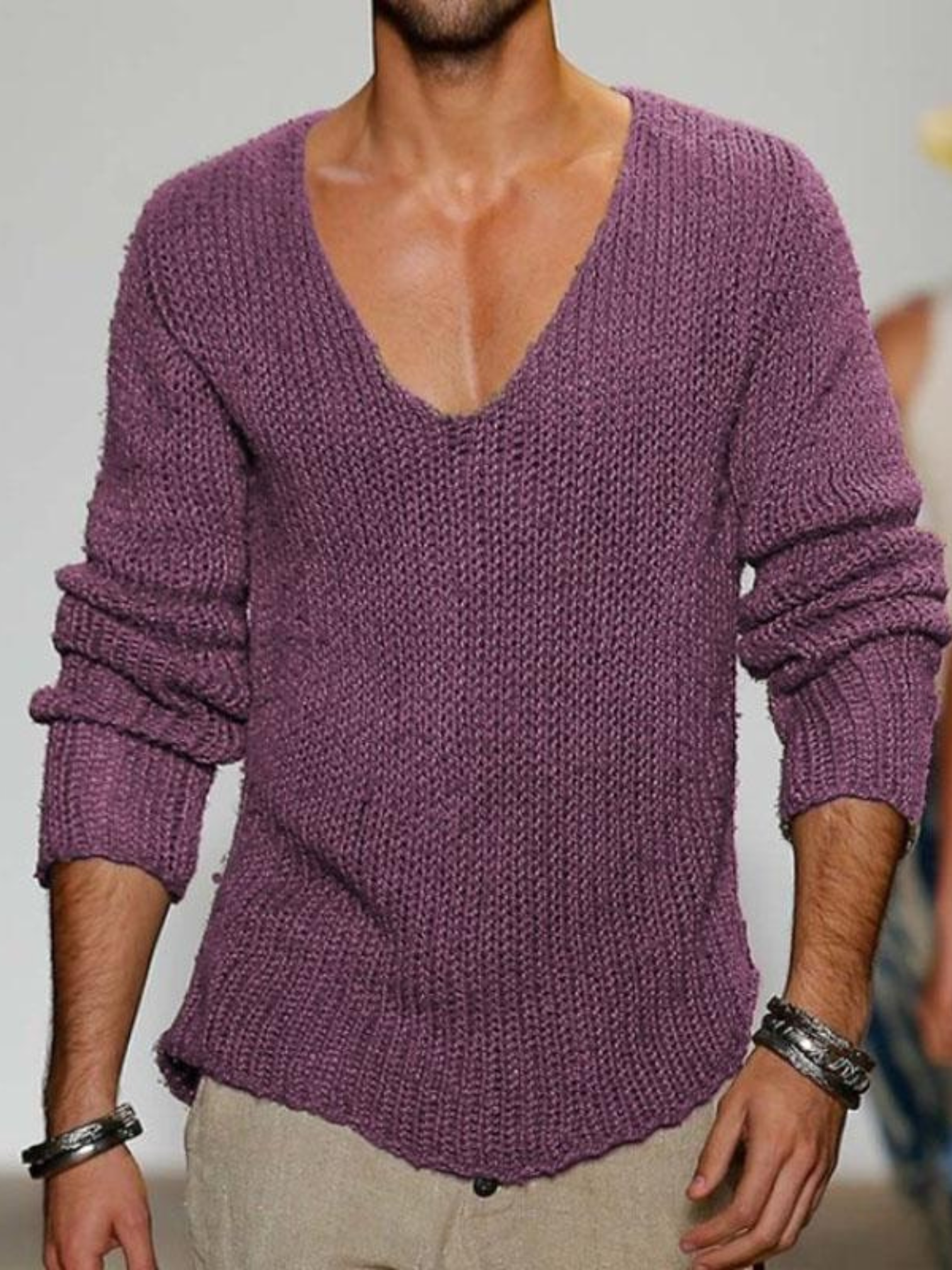 V-Ausschnitt Pullover für Herren | Lockere Passform