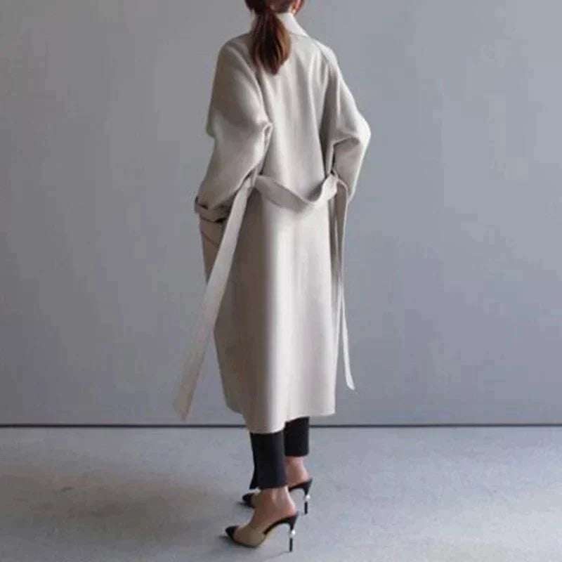 Wollmantel Damen | Elegantes Design & Bequemer Sitz 4