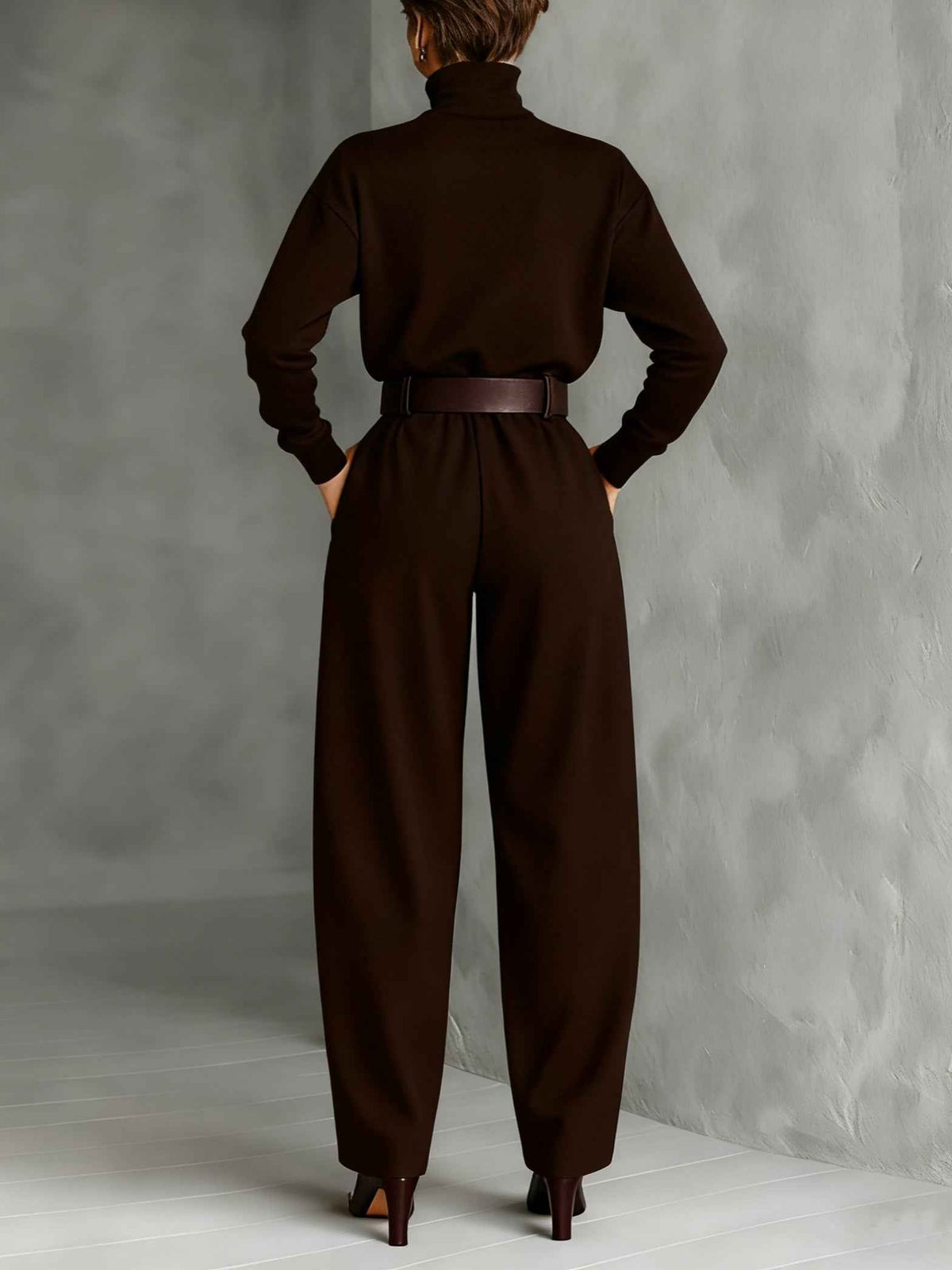All-black Turtleneck Long-sleeved T-shirt And Straight-leg Pants Two-piece Set (including Belt)