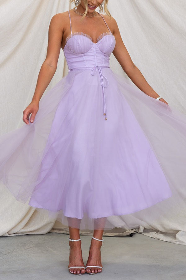 Zeitgenössisches Prinzessinnen-Maxi-Kleid mit Trägern für Partys 4