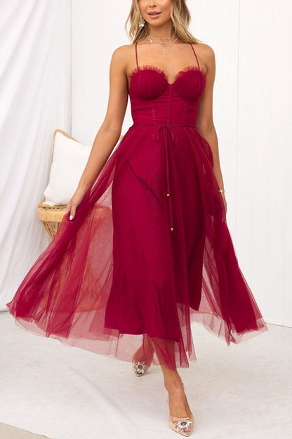 Zeitgenössisches Prinzessinnen-Maxi-Kleid mit Trägern für Partys 6