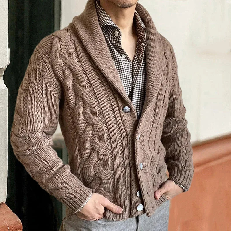 Baldric | Herren Zopfmuster Strickjacke - Dark Grey - Image 6