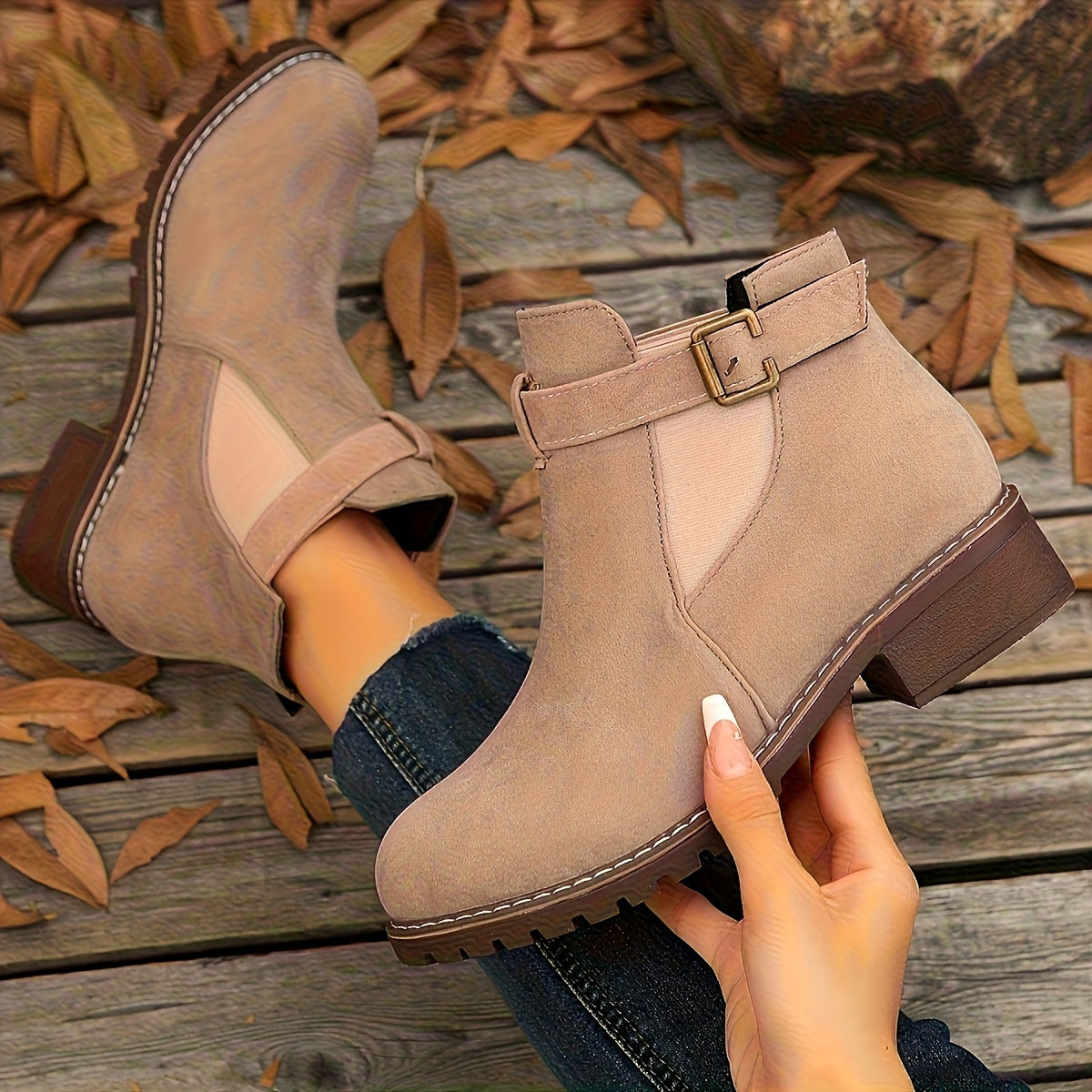 Brigitte | Damen Chelsea Ankle Boot mit Schnalle - Brown - Image 17