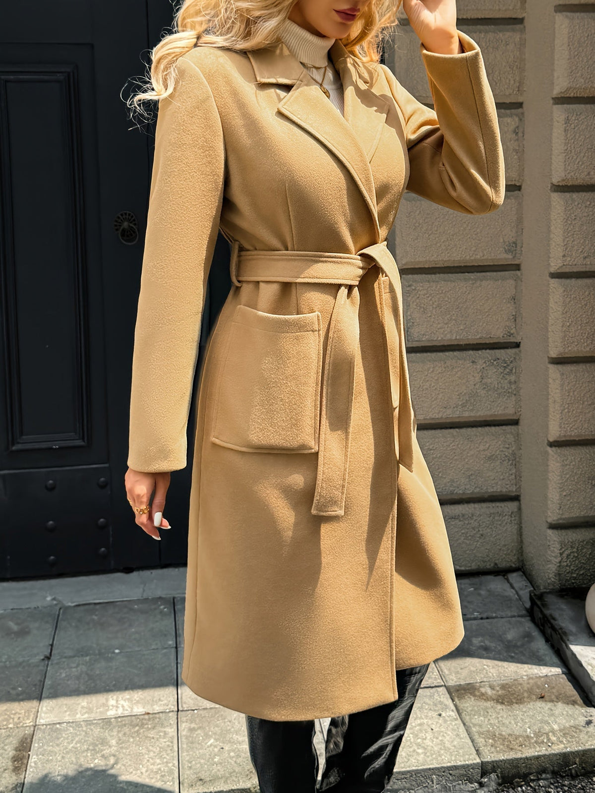 Brimdora | Damen Langer Mantel mit Bindegürtel - Camel - Image 3