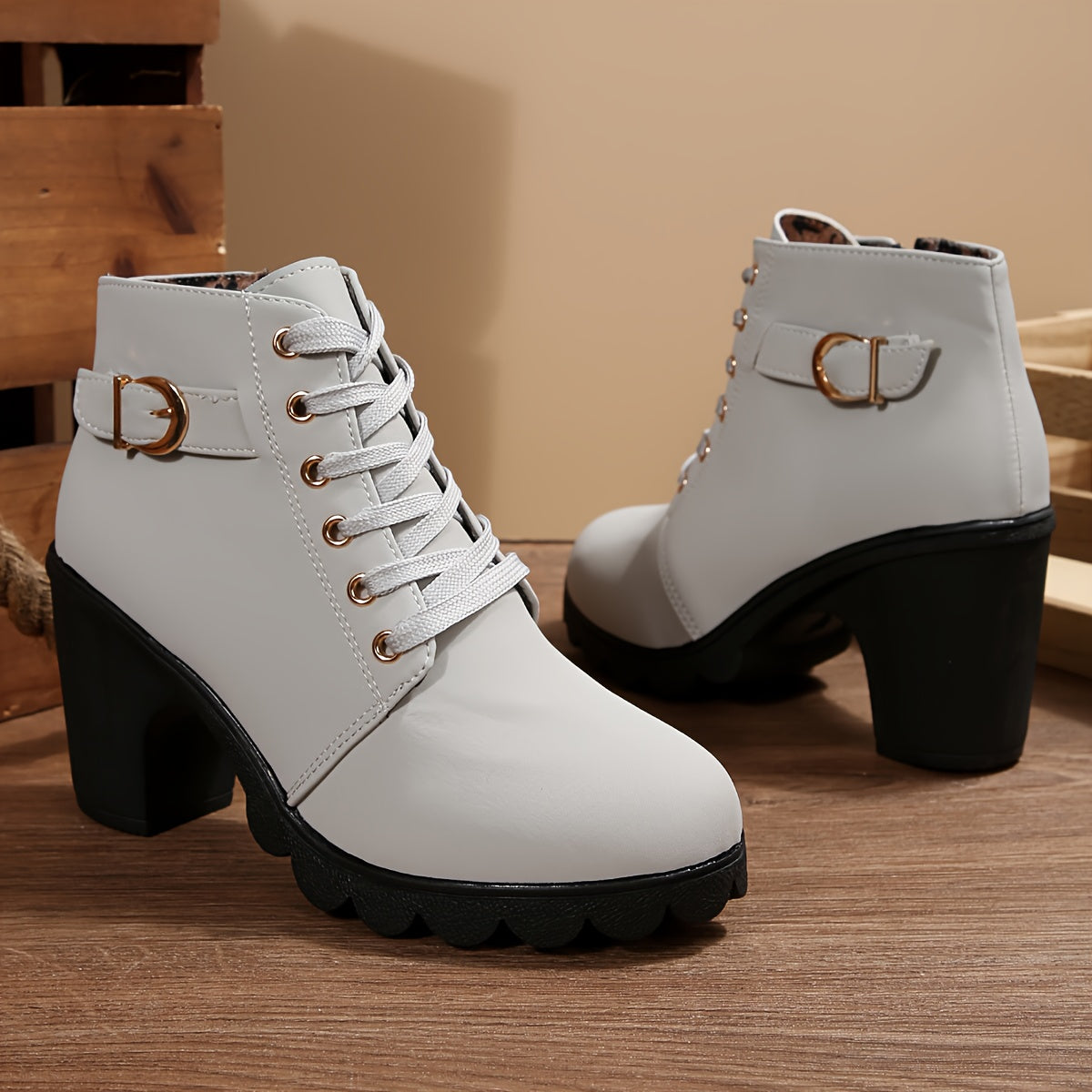 Brinja | Damen Ankle Boots mit Blockabsatz, 70 Zeichen - Light Grey - Image 4
