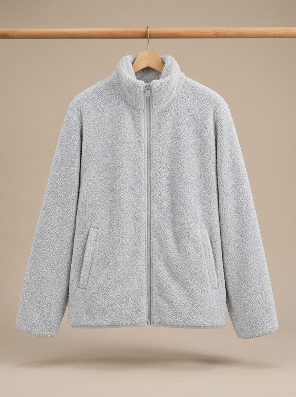Damen Plüsch-Fleecejacke mit Stehkragen und Reißverschluss Bethany - Hellgrau