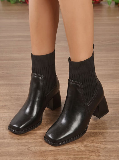Damen Schlupf-Stiefeletten mit Blockabsatz und Strickschaft, Brown - Schwarz