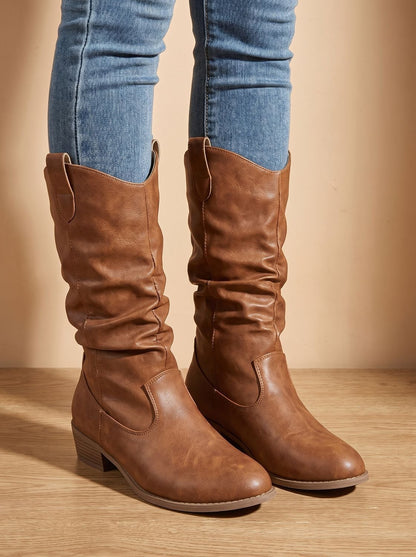 Damen Westernstiefel mit extra weitem Schaft und flachem Absatz