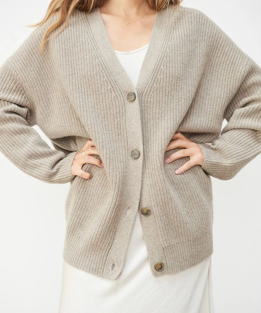 Cardigan Damen Lang | Weich & Elegant 4