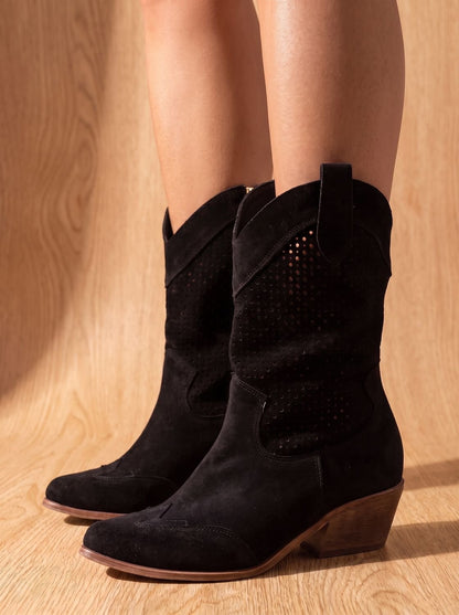 Fjelkara | Damen Cowboy Stiefel Perforiert Blockabsatz - Beige - Image 2