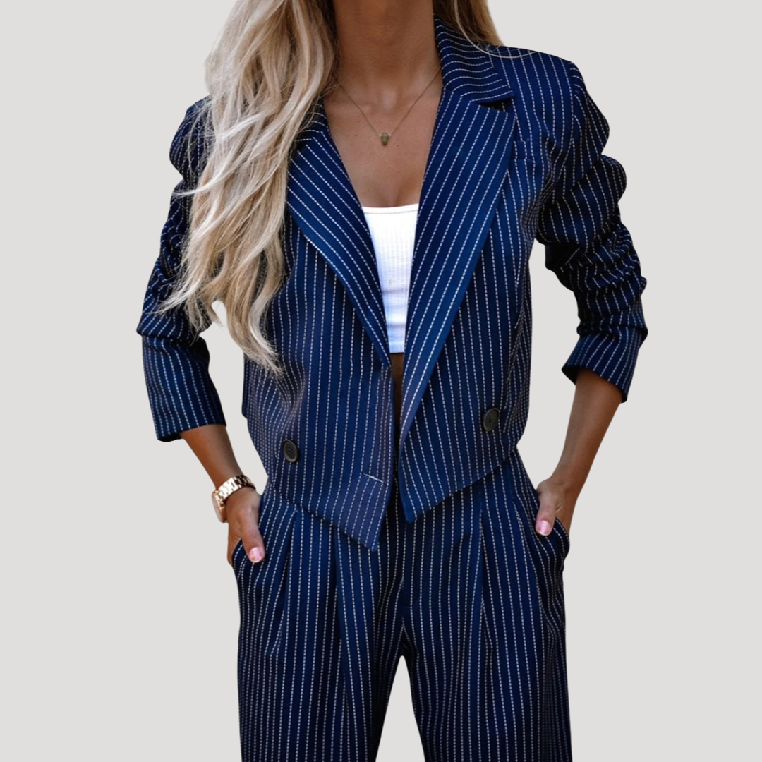Greta | Damen Nadelstreifen Zweiteiler Blazer Set - Striped - Image 6