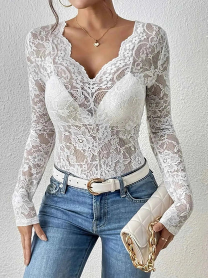 Top Damen | Transparentes Spitzen-Longsleeve mit Herzausschnitt